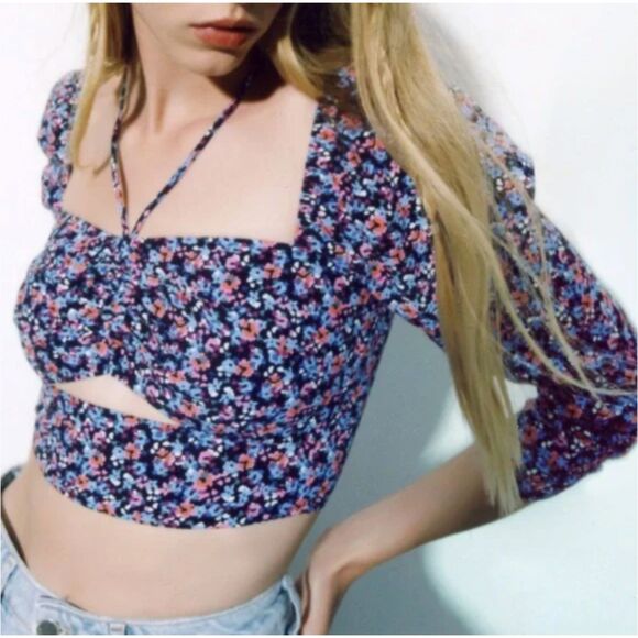 NWT Zara Crop Top Cut Out Neck Tie‎ Stretchy Floral Boho Black Pink - Picture 1 of 10